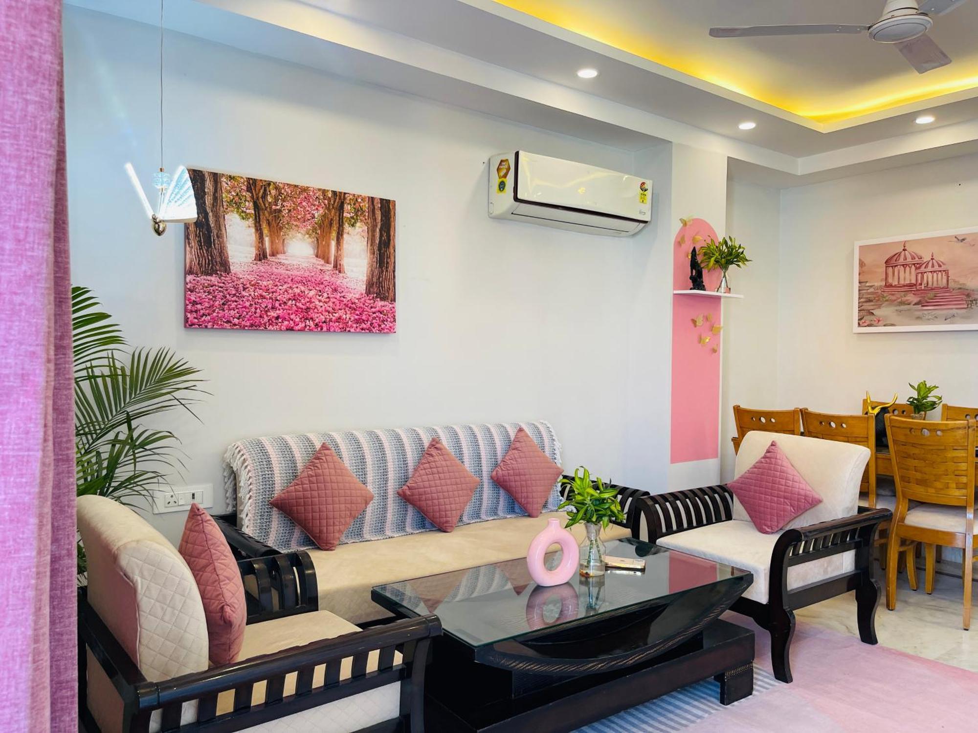 Bedchambers Medicity Serviced Apartments In Gurgaon Exterior photo